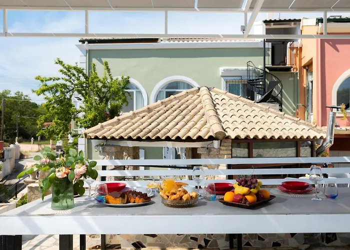 Appartement Ninas Pool Ii Bastounion