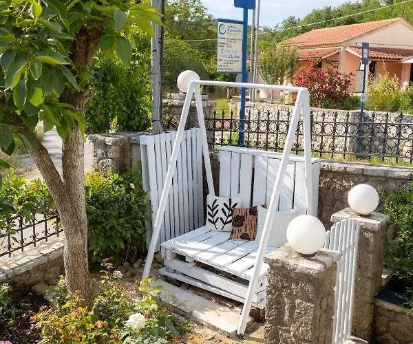 Lägenhet Ninas Pool Ii *