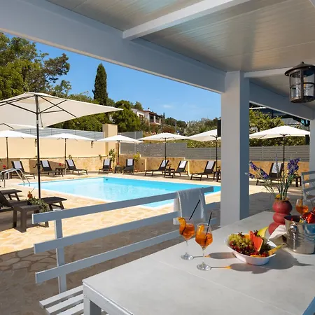 Apartmán Ninas Pool Ii Bastounion